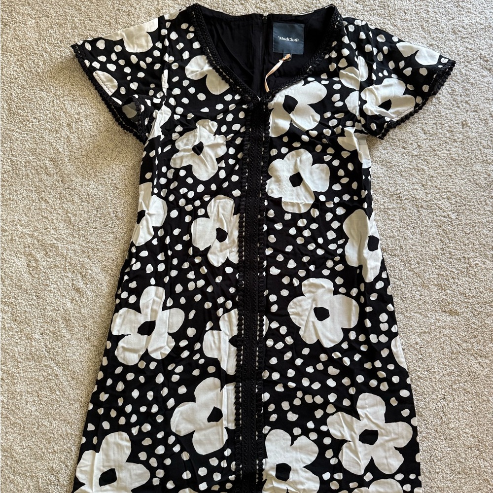 Charming Black and White Womens Dress
